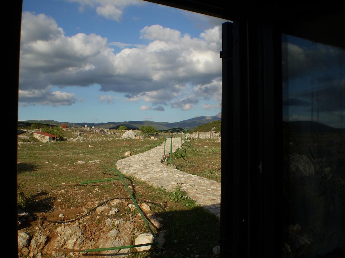 Arachovitika Kalivia Hotel Karyes Cameră foto