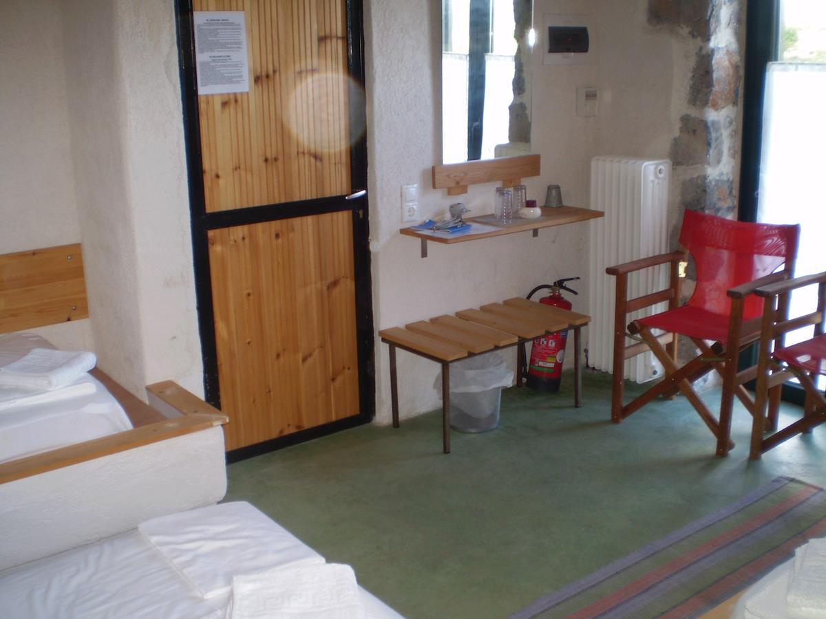 Arachovitika Kalivia Hotel Karyes Cameră foto