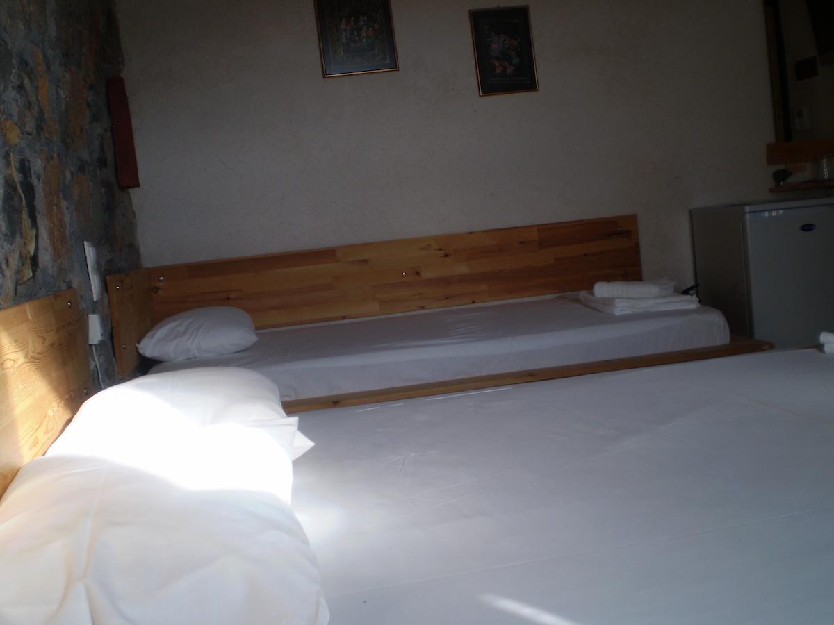 Arachovitika Kalivia Hotel Karyes Cameră foto